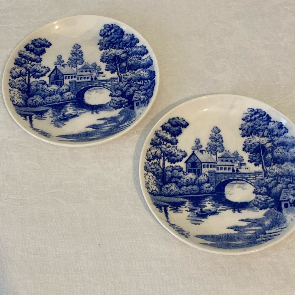 VINTAGE NASCO LAKEVIEW HAND PAINTED PLATES